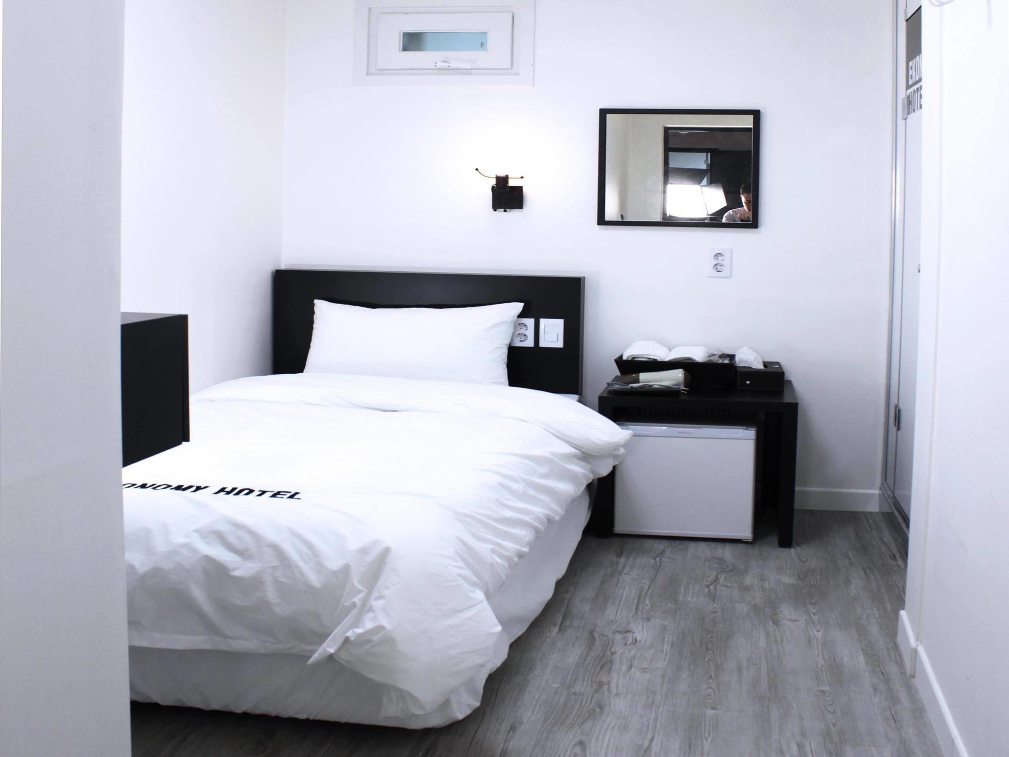 Ekonomy Hotel Dongdaemun 서울특별시 외부 사진