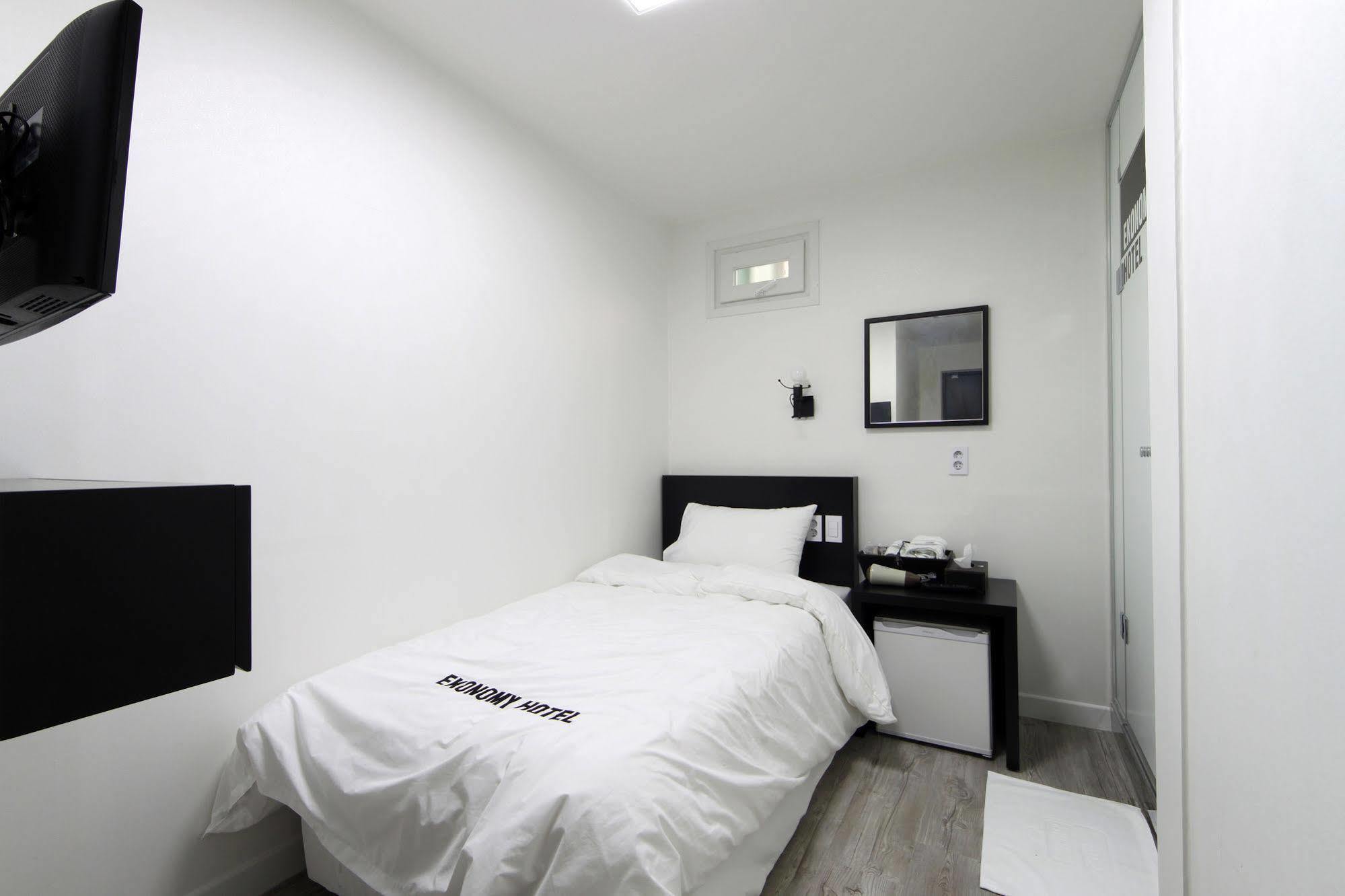 Ekonomy Hotel Dongdaemun 서울특별시 외부 사진