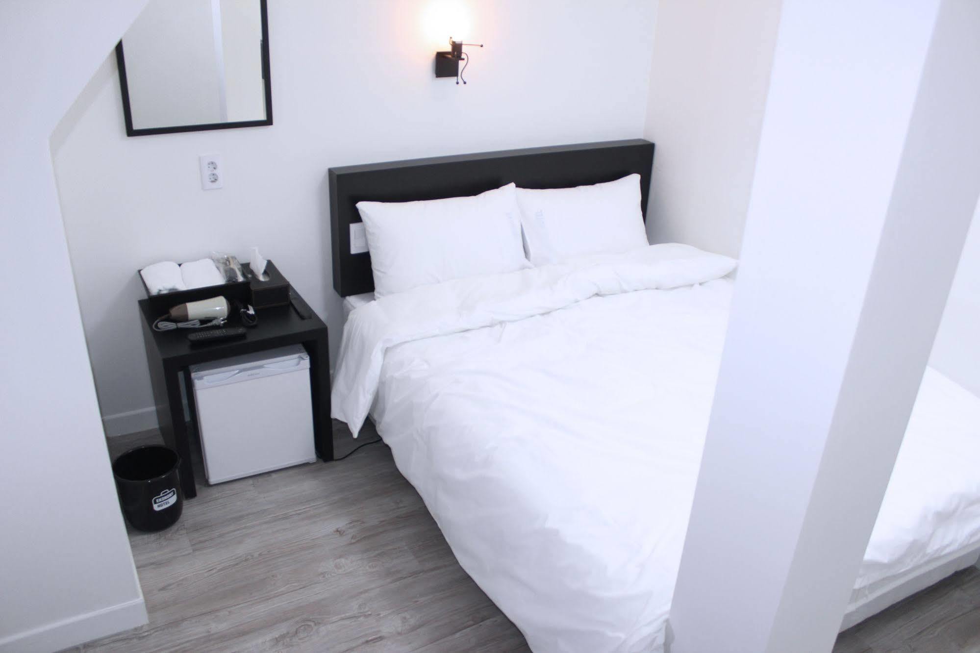 Ekonomy Hotel Dongdaemun 서울특별시 외부 사진